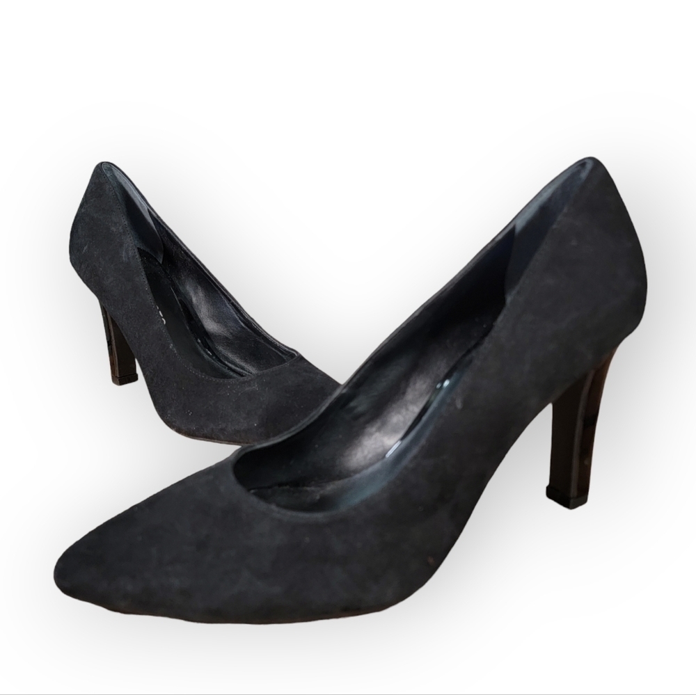 Franco Sarto Classic Black Suede Heels Size 6.5